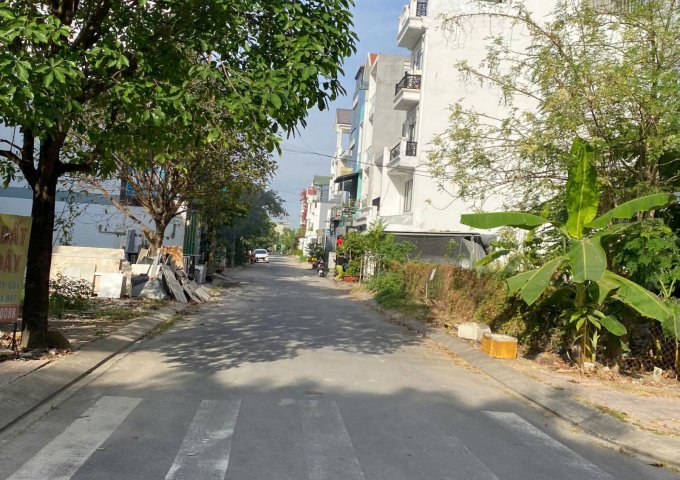 Lô Đất Siêu Đẹp 125m2( 8 x 16 ) , KDC Trường Lưu Gần Chợ Long Trường , Q 9, Chỉ 4.6 Tỷ TL