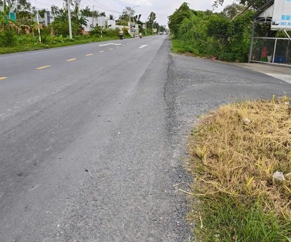 Bán nền biệt thự mặt tiền đường 3-2 thành phố Ngã Bảy Hậu Giang