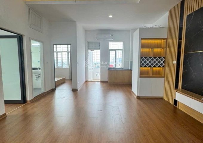 Chung cư cao cấp Long Biên căn 2pn giá chỉ 2,9 tỷ