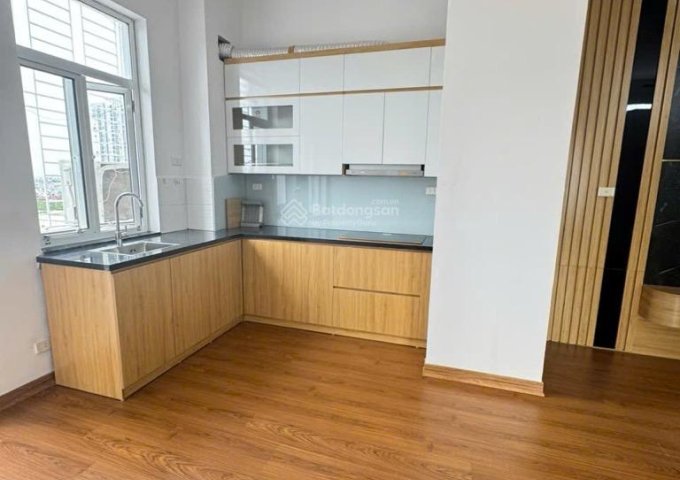 Chung cư cao cấp Long Biên căn 2pn giá chỉ 2,9 tỷ