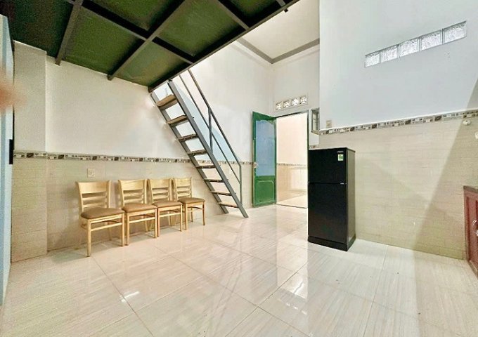 Cho Thuê Nhà Có Gác Lửng Đường Nguyễn Thượng Hiền, Phường 1, Gò Vấp - Sát Đường Phan Đăng Lưu - Full Nội Thất