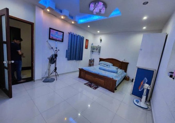 Bán Nhà Đất 250m2 Chính Chủ Mặt Tiền Đường Gò Cát, Phường Phú Hữu, TP Thủ Đức, HCM.