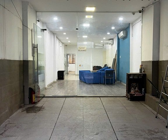 Cho thuê Mặt Bằng Trệt và Lầu 1 kinh doanh ở Lý Thường Kiệt Quận 11