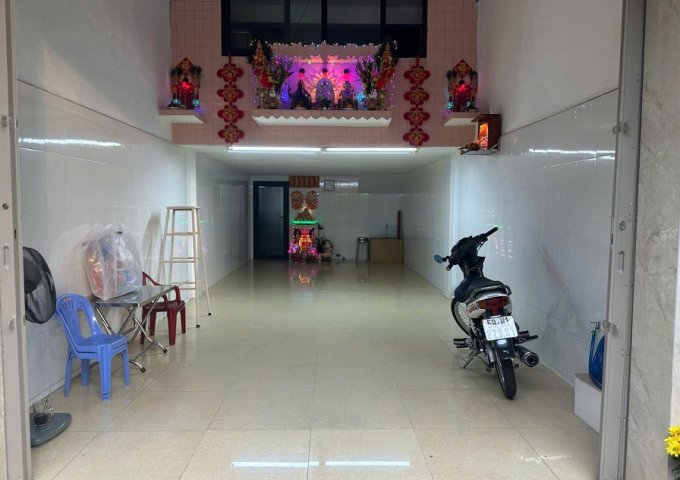 Cho thuê mặt bằng kinh doanh mặt tiền q5 đường Lương Nhữ Học