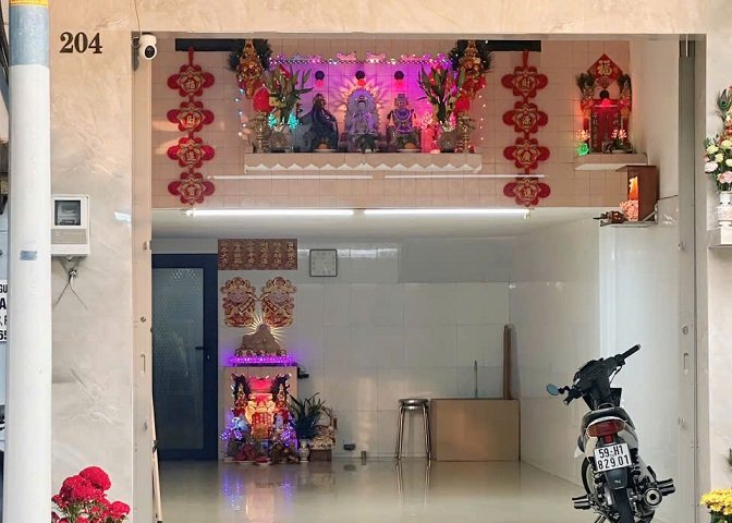 Cho thuê mặt bằng kinh doanh mặt tiền q5 đường Lương Nhữ Học