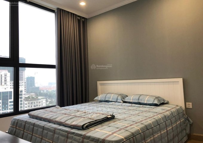 Căn hộ chung cư T10 toà SC hướng ra nhìn ra Ngân hàng Vietcombank - Ngân hàng lớn nhất Việt Nam.