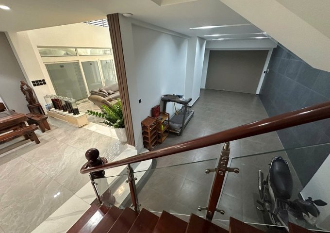 CẦN BÁN BIỆT THỰ LÀNG ĐẠI HỌC, GIÁ TỐT TẠI NHÀ BÈ - HỒ CHÍ MINH