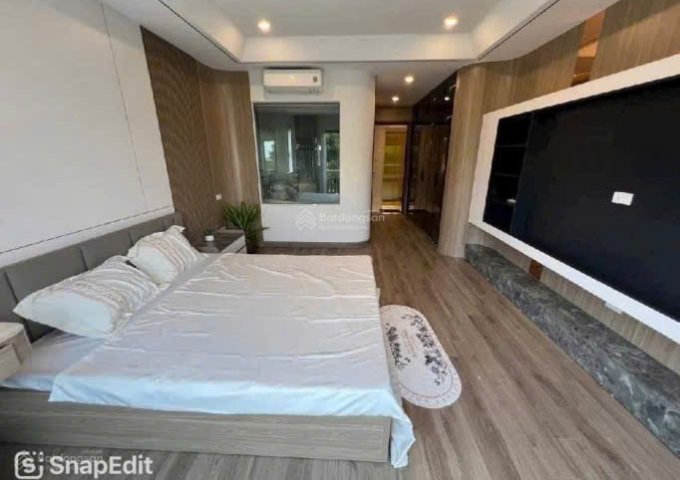 Bán nhà PL-Ông Ích Khiêm, Ba Đình.DT 44m x 5 tầng, MT 4m. Giá 13,5 tỷ. LH: 0964769634