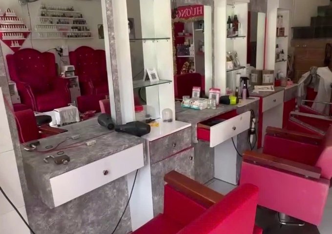 CẦN SANG TIỆM TÓC - NAIL  Vị Trí : 49 đường số 4, Bình Hưng Hòa A, Quận Bình Tân, HCM