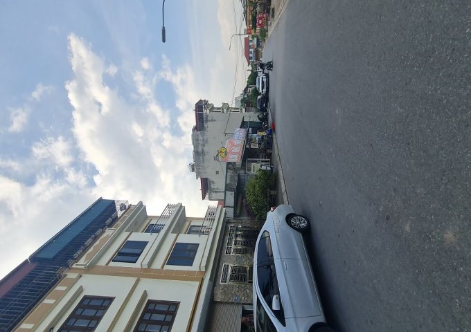 Giảm chào 2 tỷ căn biệt thự đơn lập 202m2 tại trung tâm Đa Tốn, Gia Lâm, đường 16m. Lh 0989894845