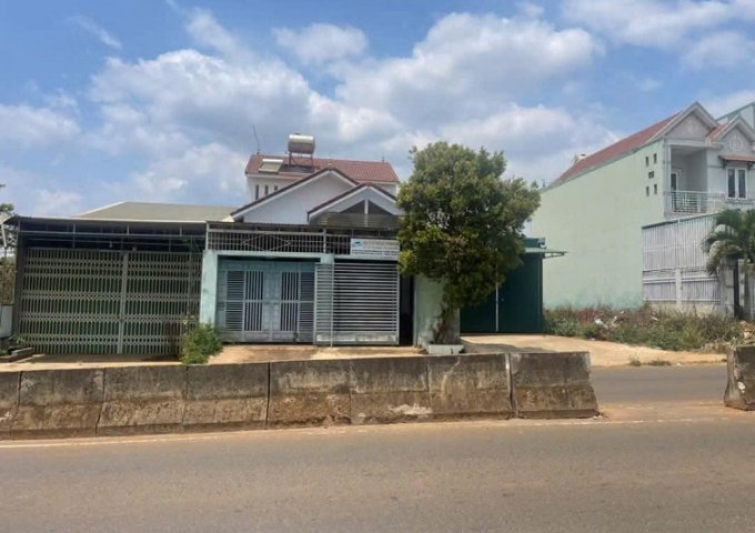 Chính chủ bán 2 lô đất liền kề  tại Đường Lý Nam Đế, Hàn Mặc Tử thuộc Phường Trà Bá, Pleiku, Gia Lai.