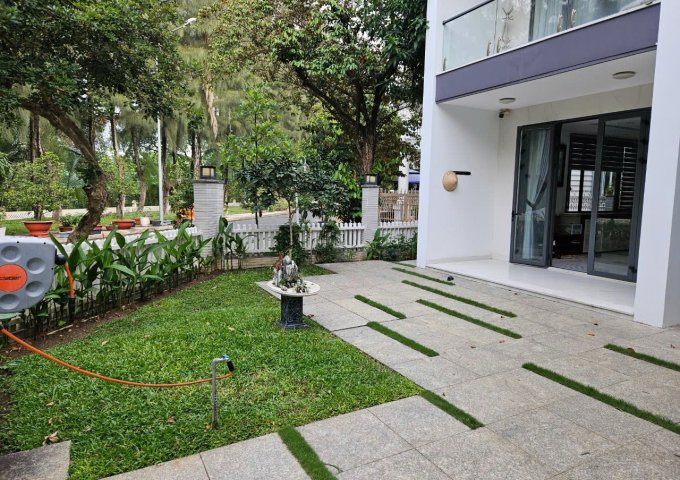 Bán Biệt Thự Trong Khu Biệt Thự Cao Cấp Sông Ông Lớn Quận Bình Chánh.DT:12x28m.Giá 45 Tỷ