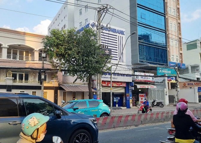 Chính chủ cần Bán gấp mặt tiền 817 Huỳnh Tấn Phát, P Phú Thuận, quận 7, HCM