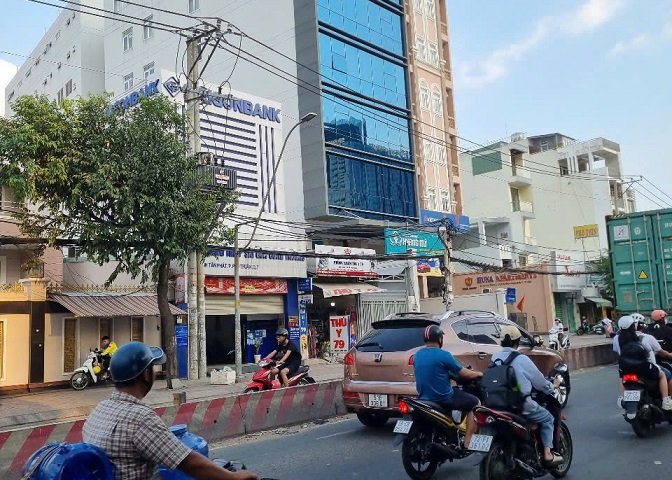 Chính chủ cần Bán gấp mặt tiền 817 Huỳnh Tấn Phát, P Phú Thuận, quận 7, HCM