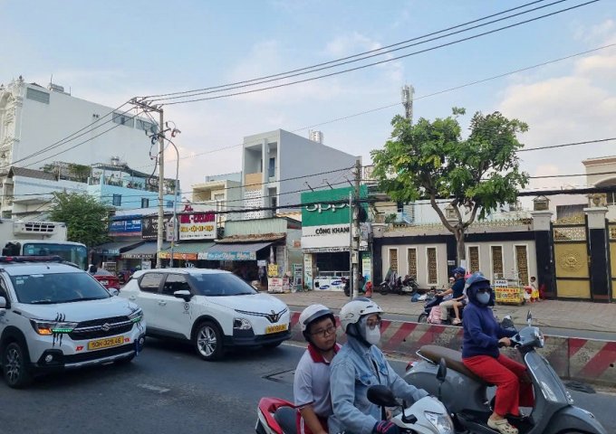 Không dùng đến Bán gấp mặt tiền 817 Huỳnh Tấn Phát, P Phú Thuận, quận 7, HCM