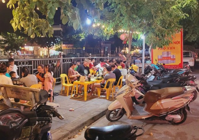 CHÍNH CHỦ CẦN BÁN ĐẤT MẶT HỒ ĐIỀU HOÀ TRÊN ĐẤT CÓ NHÀ CẤP 4 ĐANG KINH DOANH BIA