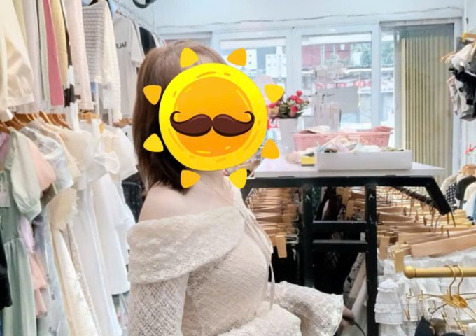 CẦN SANG NHƯỢNG CỬA HÀNG QUẦN ÁO NỮ Vị Trí : 93 Lĩnh Nam, Hoàng Mai, Hà Nội