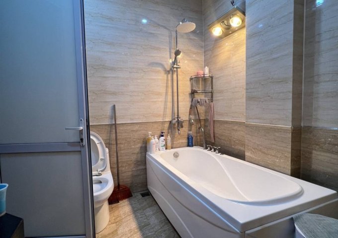 Bán nhà Khương Đình giá 6.8 tỷ, diện tích 36m2, 5 tầng, mặt tiền 4.5m