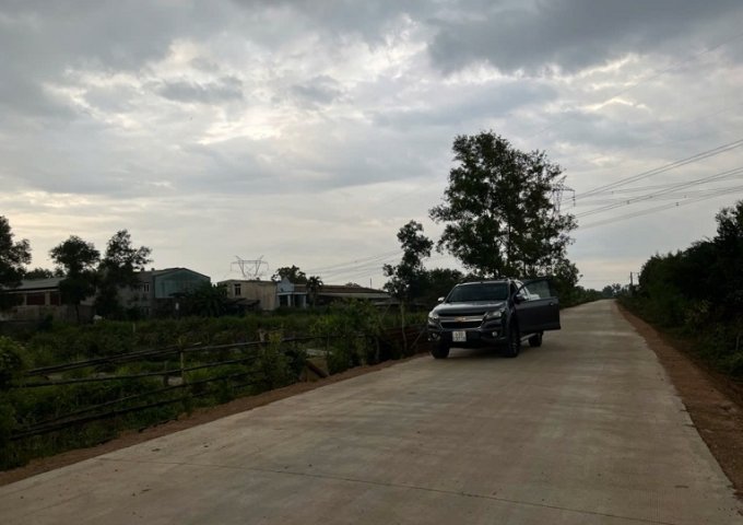 Chính chủ cần bán lô đất huyện Bình Chánh vị trí đẹp - khả năng sinh lời cao