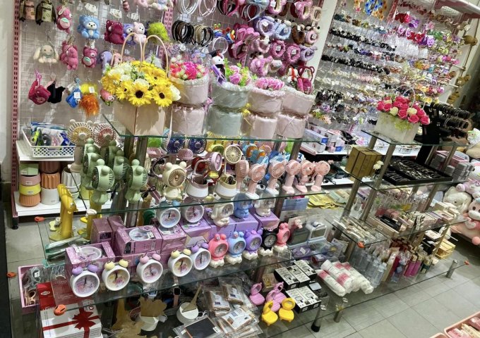 Chuyển nhượng shop quà tặng, phụ kiện tại mặt đường Bình Quới, Thanh Đa, Bình Thạnh, Hồ Chí Minh