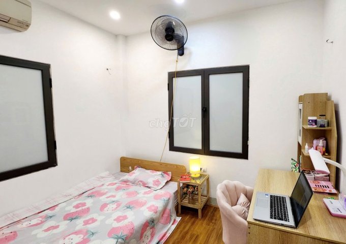Cho thuê nhà riêng full đồ ở tầng 2 (cổng riêng) 56m2 3PN tại Tổ 17 ngọc thụy