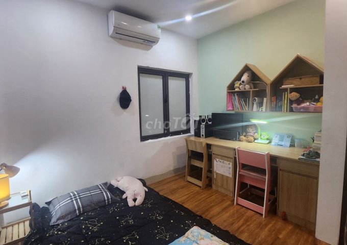 Cho thuê nhà riêng full đồ ở tầng 2 (cổng riêng) 56m2 3PN tại Tổ 17 ngọc thụy