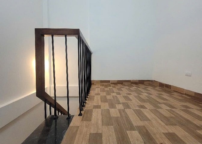 Bán Nhà 5 Tầng Mới Cong, Lô Góc 3 Thoáng Tại Long Biên, Hà Nội.