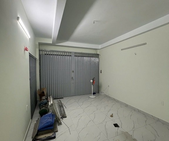 Cho thuê tầng trệt kinh doanh 4 x 10m vị trí ngay Đội Cung Bình Thới KẾ CHỢ