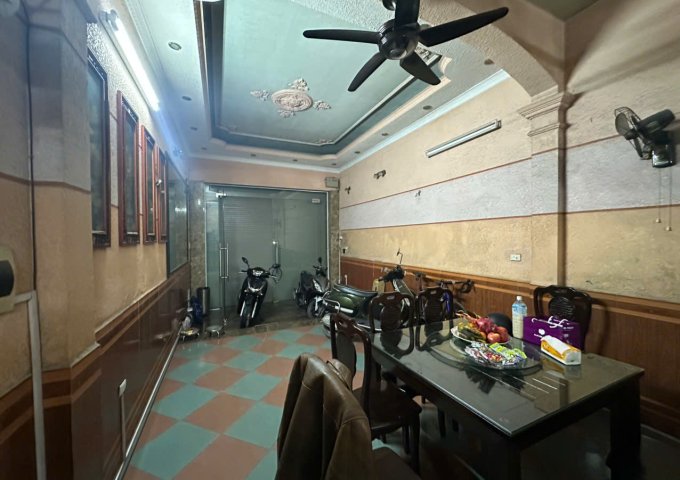 CHÍNH CHỦ CHO THUÊ NHÀ ĐẸP – KINH DOANH NGAY TẠI MẶT ĐƯỜNG GIẢI PHÓNG, GIÁP BÁT