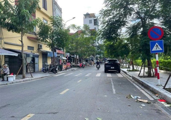 Siêu PHẨM mặt hồ LINH QUANG - quận Đống Đa - 50m2 x 7 tầng - mặt tiền 6.8m, giá 24.x tỷ