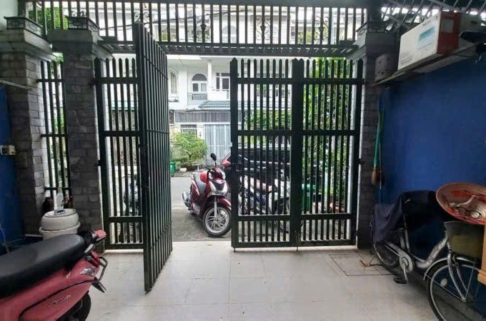 Bán Nhà Đẹp Đắc Địa Nhất Khu, Giá Rẻ Ngay Tại Nhơn Phú, Thủ Đức.