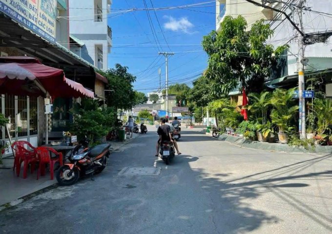 Bán Nhà 4 tầng (4x14), 4PN Mặt tiền Thới An 20, Quận 12 giá rẻ 6.5 tỷ