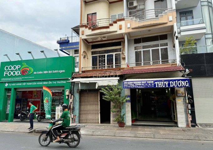 Cho thuê mặt bằng kinh doanh bán cả ngày hoặc bán nước uống buổi chiều tối