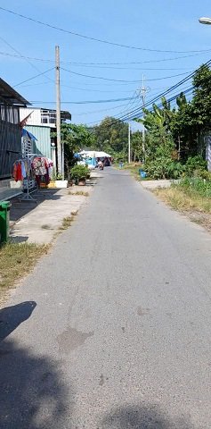 Chính chủ bán lô đất mặt tiền đường nhựa sông Lu , giá tốt, pháp lý chuẩn