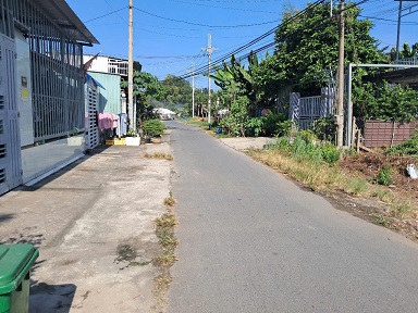 Chính chủ bán lô đất mặt tiền đường nhựa sông Lu , giá tốt, pháp lý chuẩn