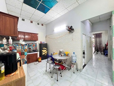 Chào bán căn nhà MT đường 5.5m số nhà Đinh Nhật Tân sau bến xe, nhà móng sẵn 3tầng