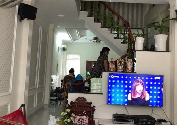 Nhà (4x18) 3 tấm kiên cố, MT nhánh Lâm Thị Hố, Tân Chánh Hiệp,Q12 giá rẻ