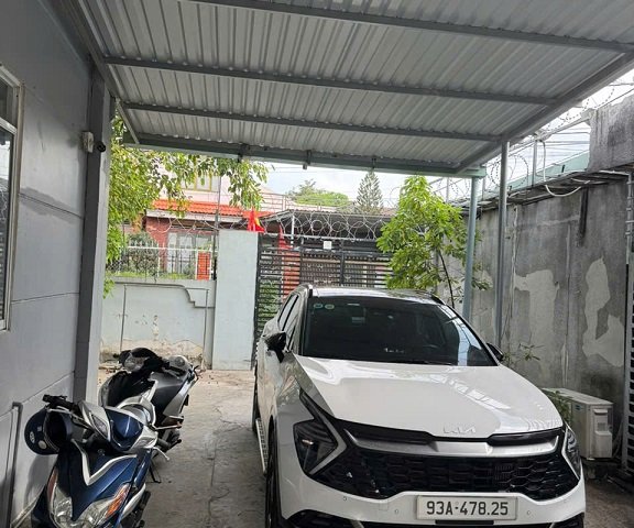 Cần nhượng lại phòng tại 102/3 đường 30/4, Phú Hoà , Thủ Dầu Một, Bình Dương.