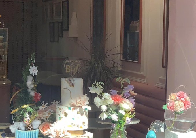 SANG NHƯỢNG CĂN NHÀ THUÊ TẠI PHÚ NHUẬN & TOÀN BỘ SET UP TIỆM BÁNH