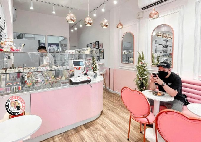 SANG NHƯỢNG CĂN NHÀ THUÊ TẠI PHÚ NHUẬN & TOÀN BỘ SET UP TIỆM BÁNH