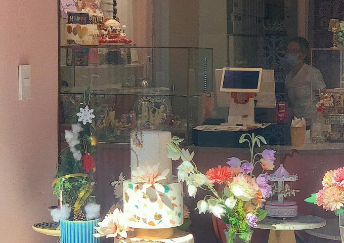 SANG NHƯỢNG CĂN NHÀ THUÊ TẠI PHÚ NHUẬN & TOÀN BỘ SET UP TIỆM BÁNH