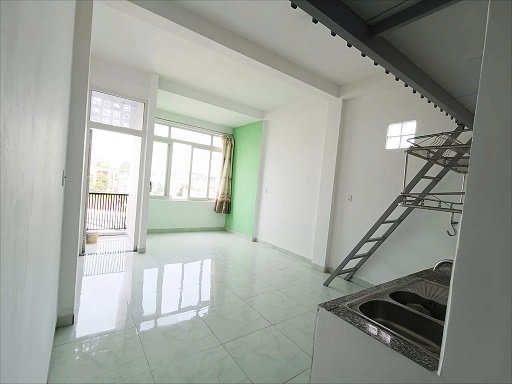 Cho thuê phòng trong nhà nguyên căn ( tầng 2)