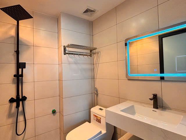 NHÀ MỚI Ở LUÔN PHỐ THANH AM- LONG BIÊN, 30M2,5 TẦNG,MẶT TIỀN  4.9M, 5.35 TỶ.