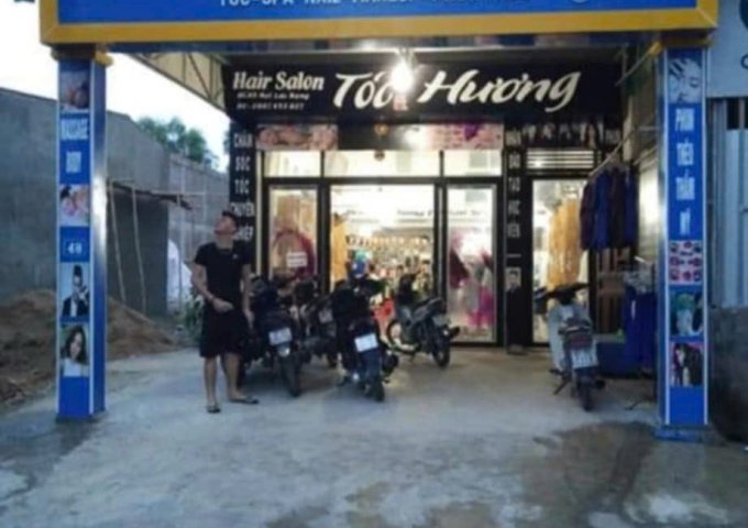 Salon tóc HƯƠNG số 48 đường Mai Lão Bạng Xóm 9 Nghi Phú Vinh Nghệ An CẦN TUYỂN: