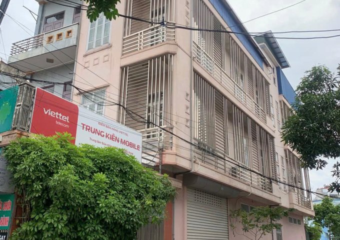 Chính chủ cần Cho thuê nhà 3 tầng lô góc cổng chợ Hải Tân - TP Hải Dương