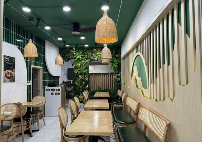 Cần nhượng lại mặt bằng tại 101B tô hiệu nghĩa Tân  cầu giấy Hà nội