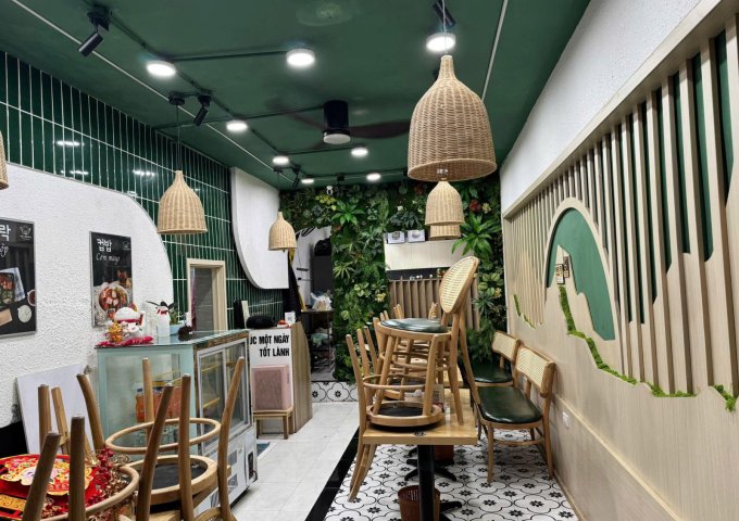 Cần nhượng lại mặt bằng tại 101B tô hiệu nghĩa Tân  cầu giấy Hà nội