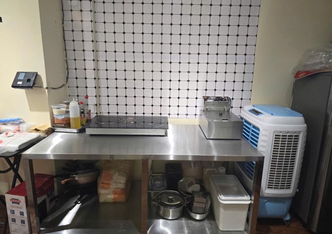 Cần nhượng lại mặt bằng số nhà 17 ngõ 20 Nguyễn Chánh Trung Hòa cầu giấy Hà nội