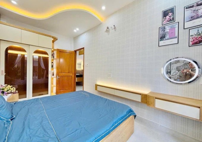 --Bán nhà phường 13 Tân Bình, MT Lê Tấn Quốc (4*30) 3 lầu - 108tr/m2