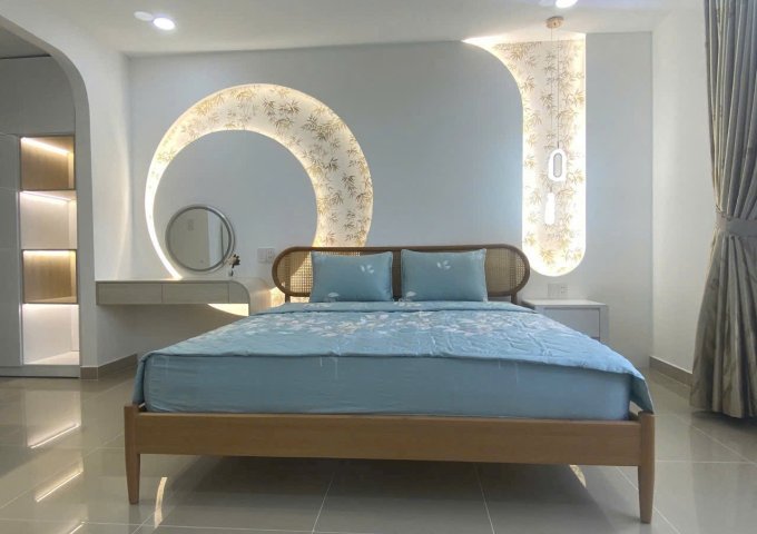 Cần bán căn hộ Nam Khang , Phú Mỹ Hưng, Quận 7, dt:120m2, 3PN , có ô xe hơi  hầm , giá : 7.4 tỷ.LH:0906611859 Thư